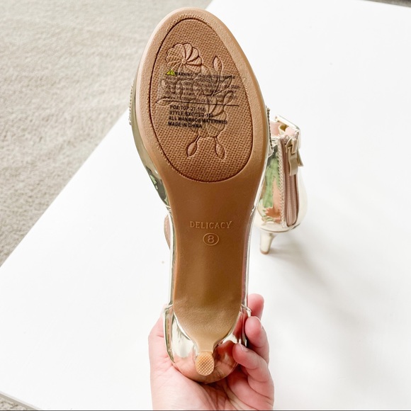 Delicacy Gold Pat Heels Excited-105 - Picture 6 of 8
